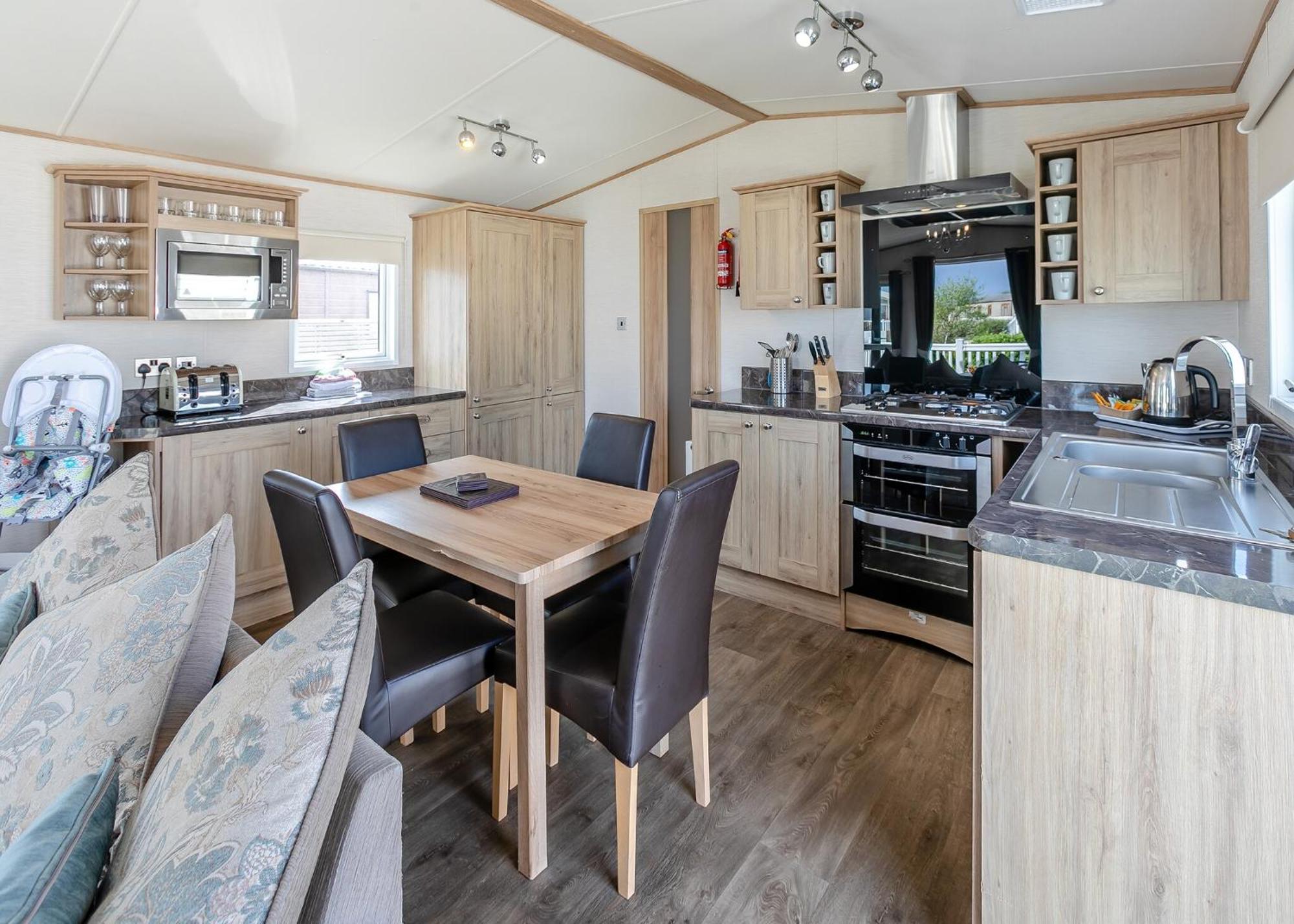 Looe Coastal Retreat Hotel Екстериор снимка